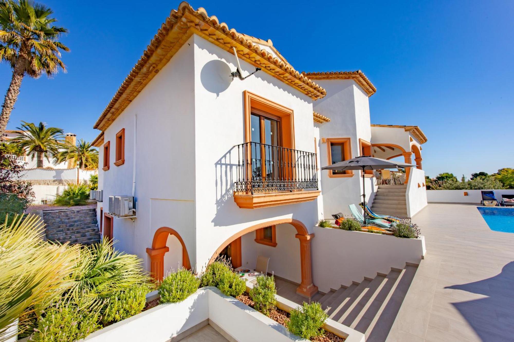Villa Altamira - Plusholidays Кальпе Экстерьер фото