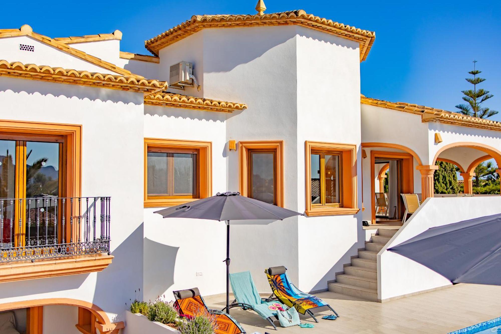 Villa Altamira - Plusholidays Кальпе Экстерьер фото