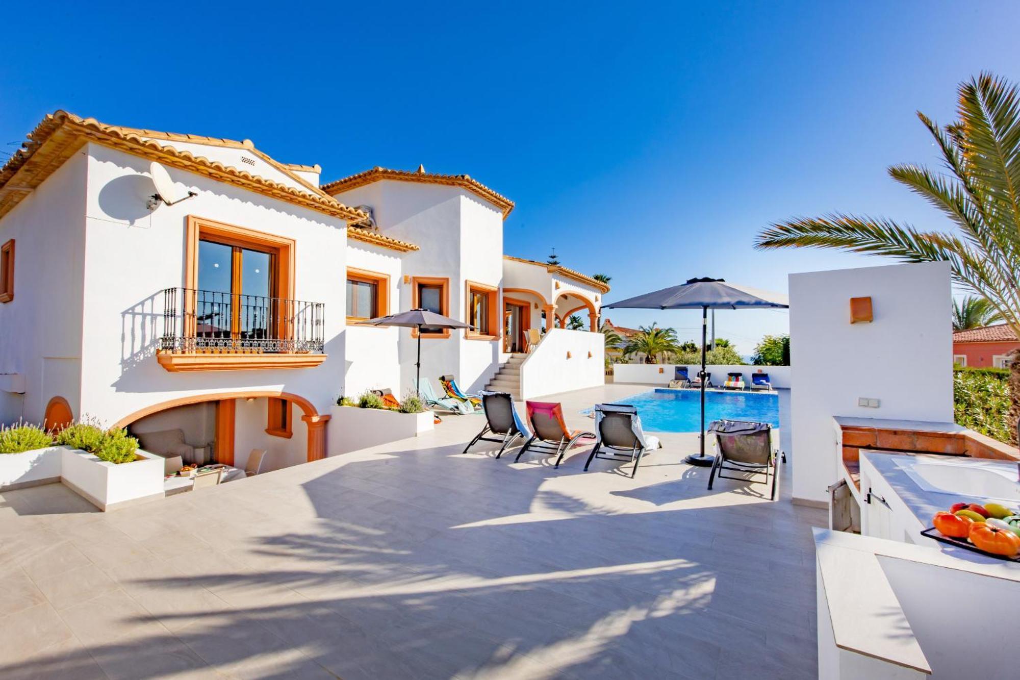 Villa Altamira - Plusholidays Кальпе Экстерьер фото